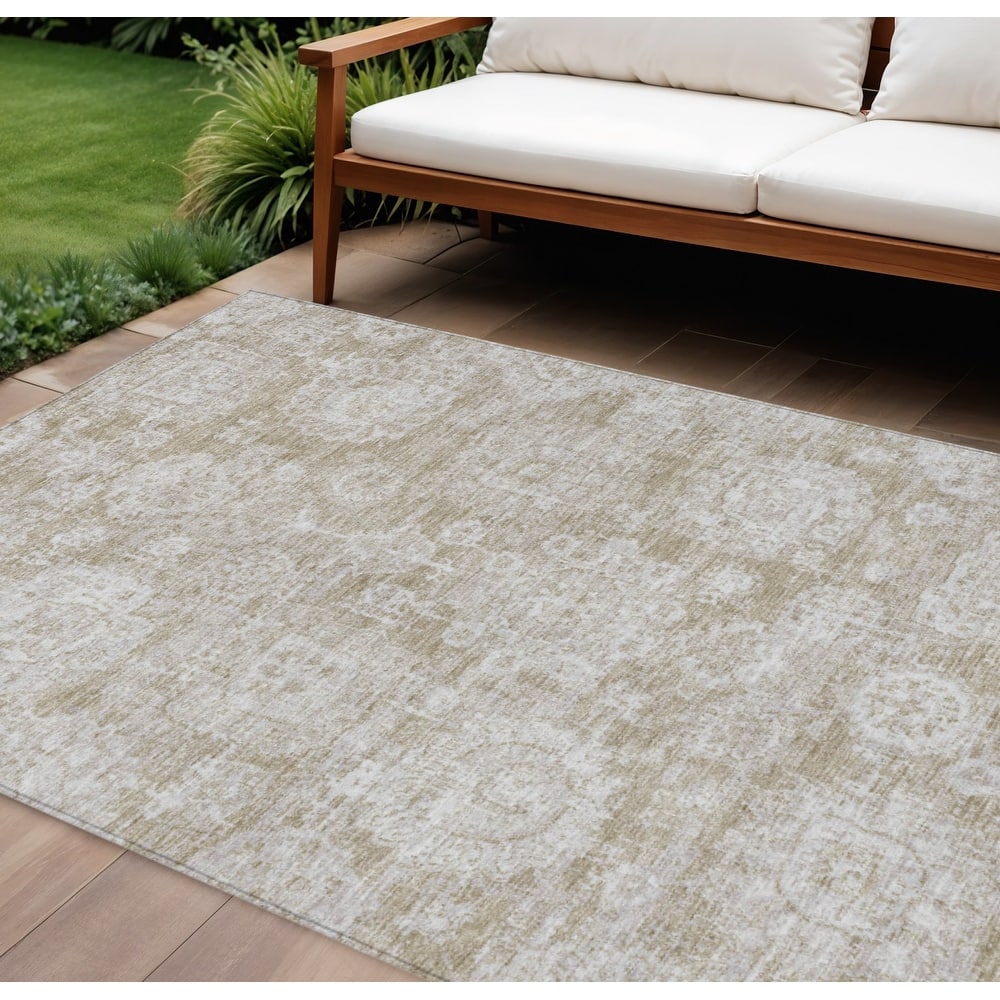 HomeRoots Floral Transitional Rectangle Outdoor Rug