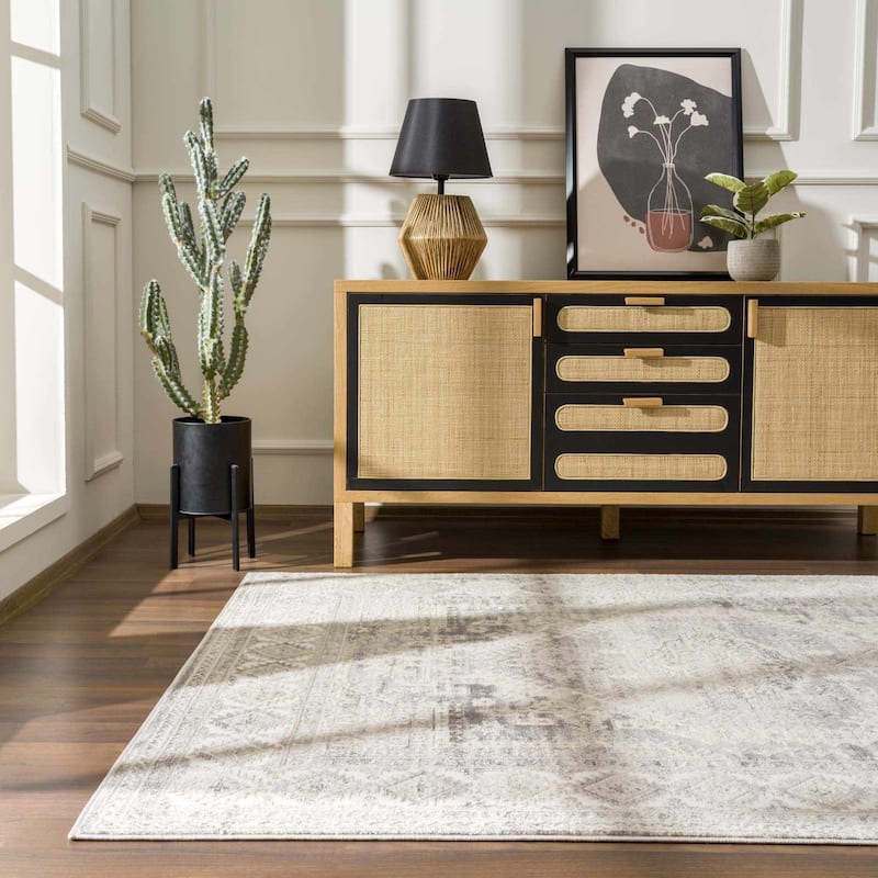 Brend Traditional Oriental Medallion Area Rug