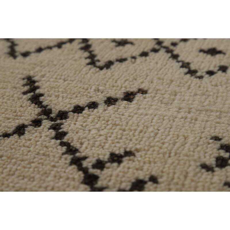 Trellis Moroccan Indian Area Rug Hand-Knotted Wool Carpet - 5'5" x 7'9"