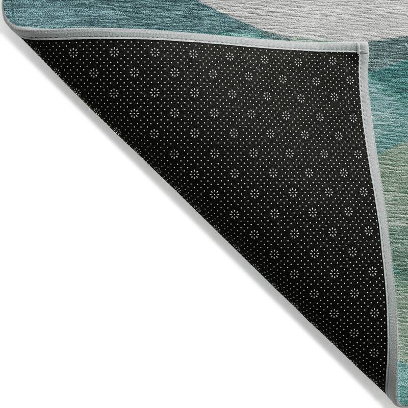 Machine Washable Indoor/Outdoor Contemoorary Deco Chantille Rug
