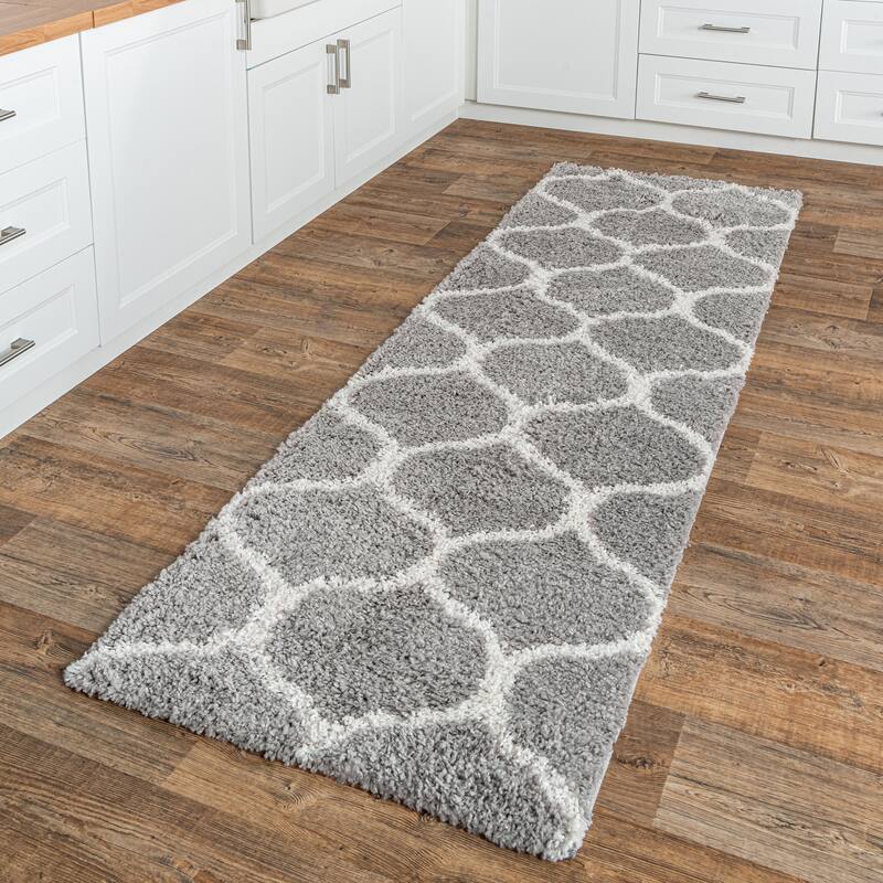 Nuloom Malika Soft & Cozy Trellis Shag Area Rug