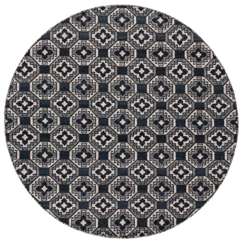 SAFAVIEH Handmade Flatweave Kilim Kyeong Rustic Boho Wool Rug - 6' Round - Black/Ivory