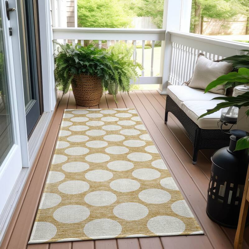Machine Washable Indoor/ Outdoor Chantille Modern Dots Rug - Gold - 2'3" x 7'6"