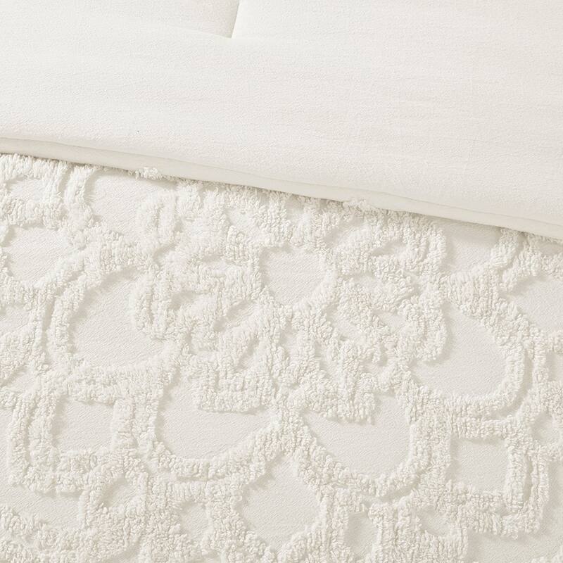 GDF Studio - Tufted Cotton Chenille Medallion Comforter Set