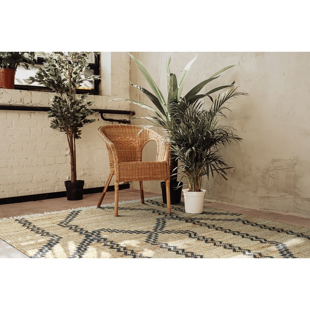 Natural Jute Black Hand-Made Indoor Area Rug