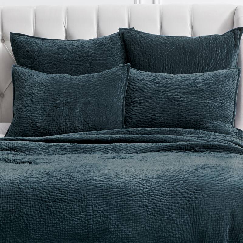 Vela Ink Queen Quilt
