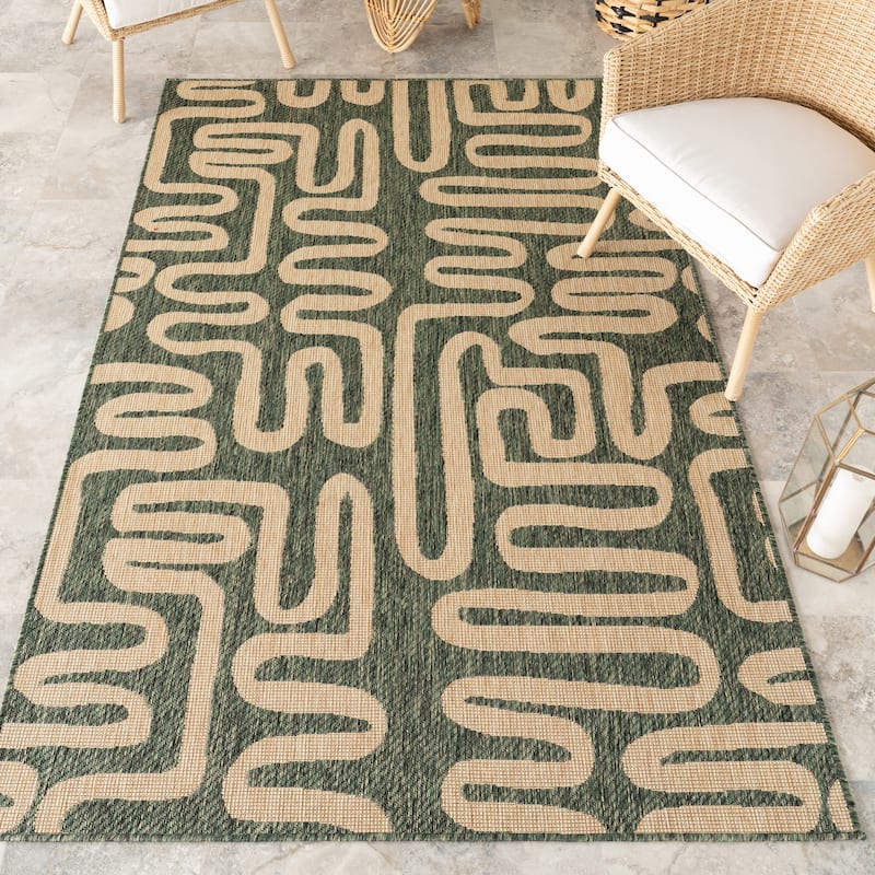 Nuloom Bambi Abstract Indoor / Outdoor Area Rug - 6' 7" x 9' - Green