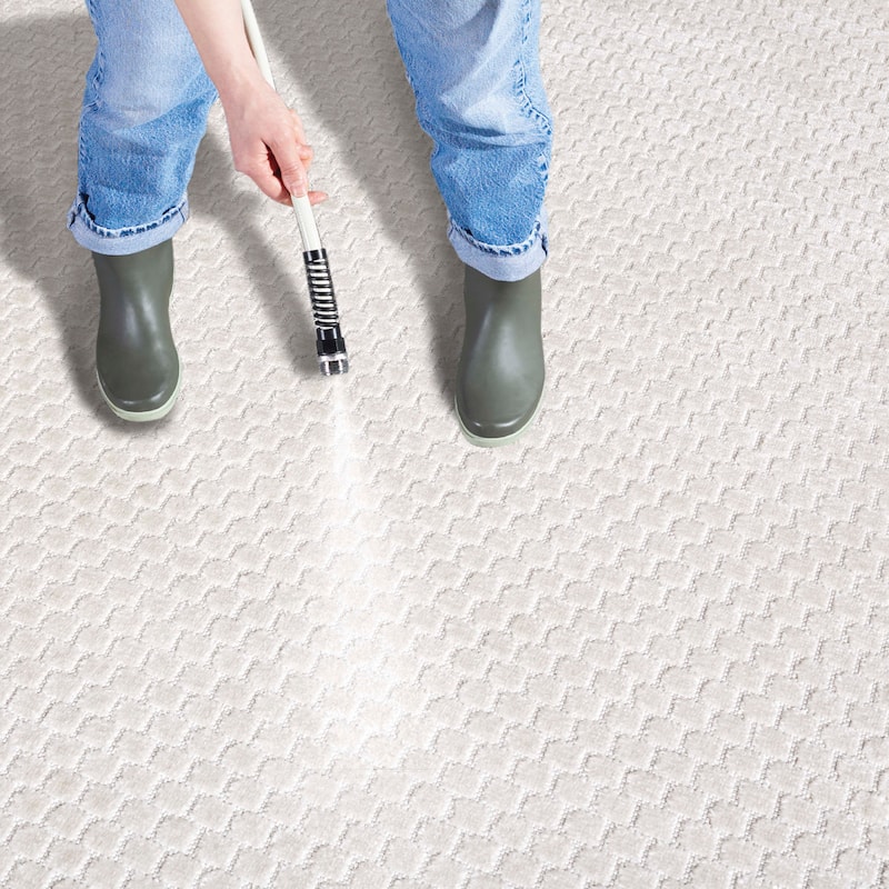 SAFAVIEH Stella Hattie Indoor/Outdoor Waterproof Patio Backyard Rug