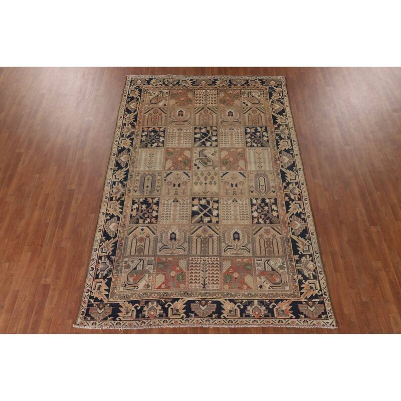 Garden Design Bakhtiari Persian Vintage Rug Handmade Peach Wool Carpet - 6'9"x 10'4"