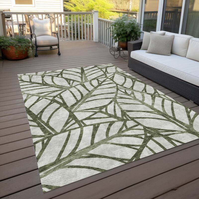 Machine Washable Indoor/ Outdoor Chantille Modern Palms Rug