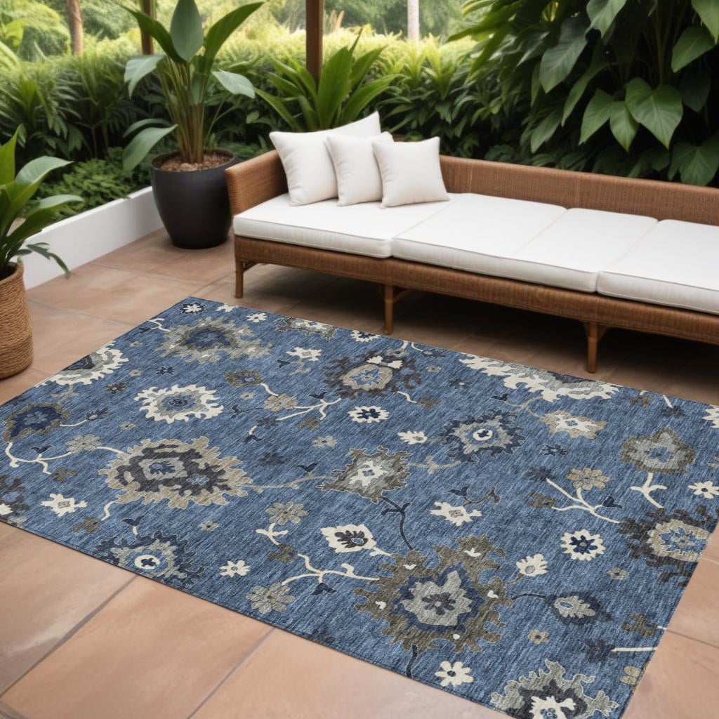 HomeRoots Floral Traditional Rectangle Outdoor Rug