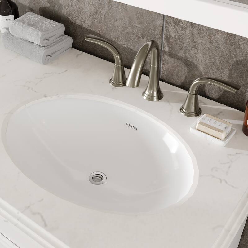 Elite Stamford Bath Vanity with Carrara Quartz Top and Porcelain Sink