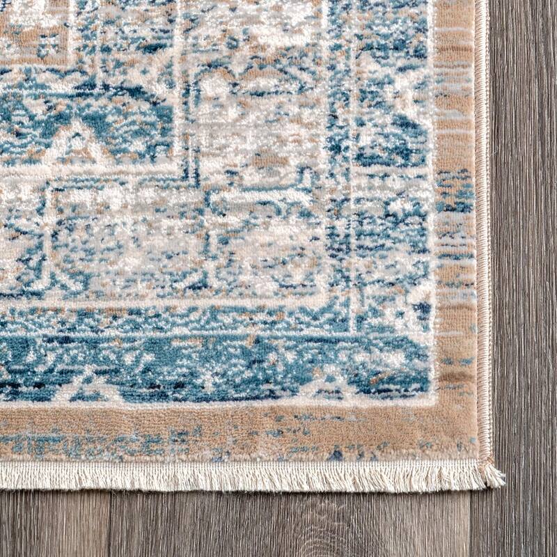 Nuloom Transitional Vintage Medallion Esmee Area Rug