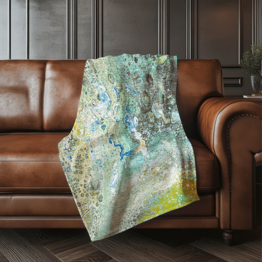 Premium Machine Washable Modern Fusion Sherpa Throw Blanket