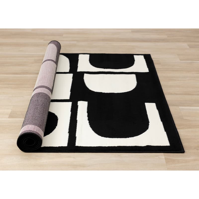 Black White Contrasting Geometric Blocks High-Traffic Rug