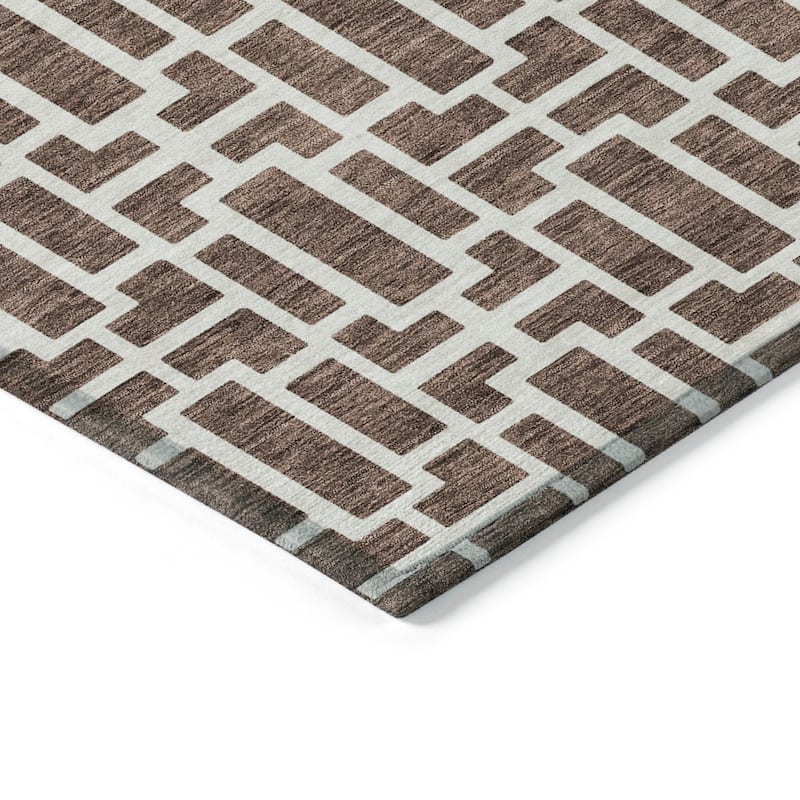 Machine Washable Indoor/ Outdoor Chantille Contemporary Geo Rug