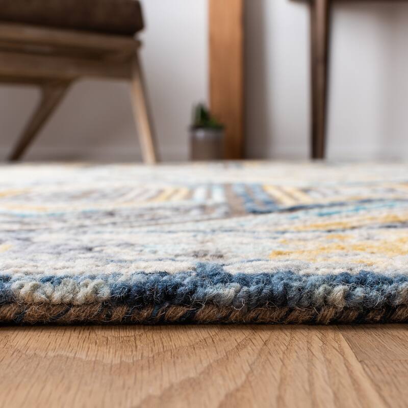 SAFAVIEH Handmade Trace Cristal Geometric Wool Rug