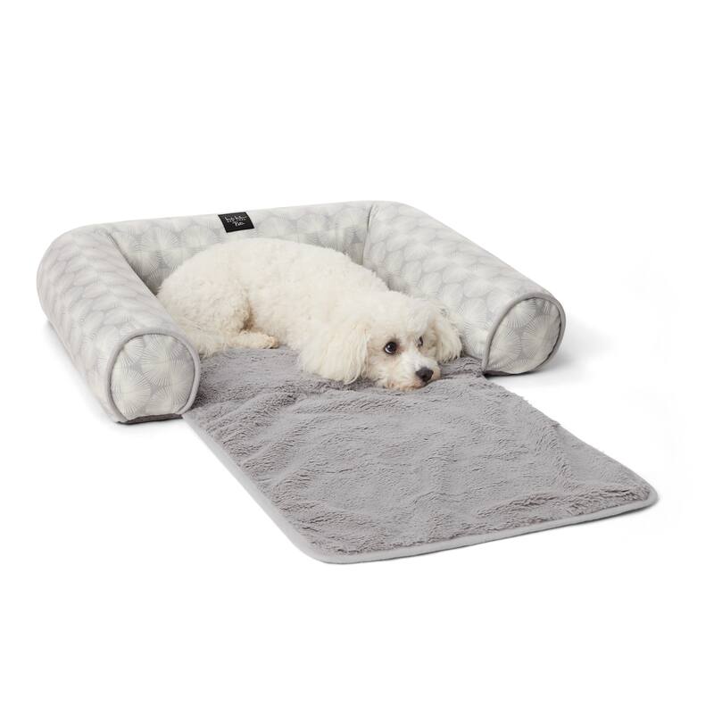 NICOLE MILLER NEW YORK PET Kendall Fluted Geo Cozy Couch Protector Pet Bed - 40.55"X23.62"X4.72"