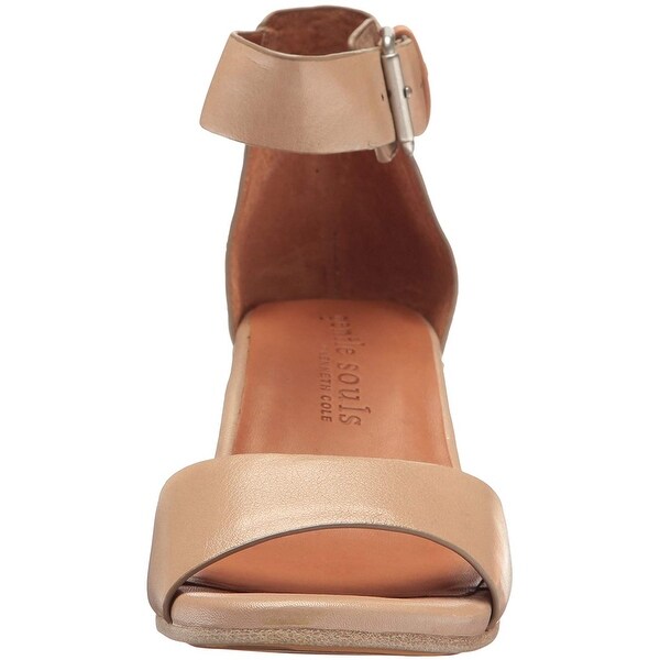 gentle souls by kenneth cole christa