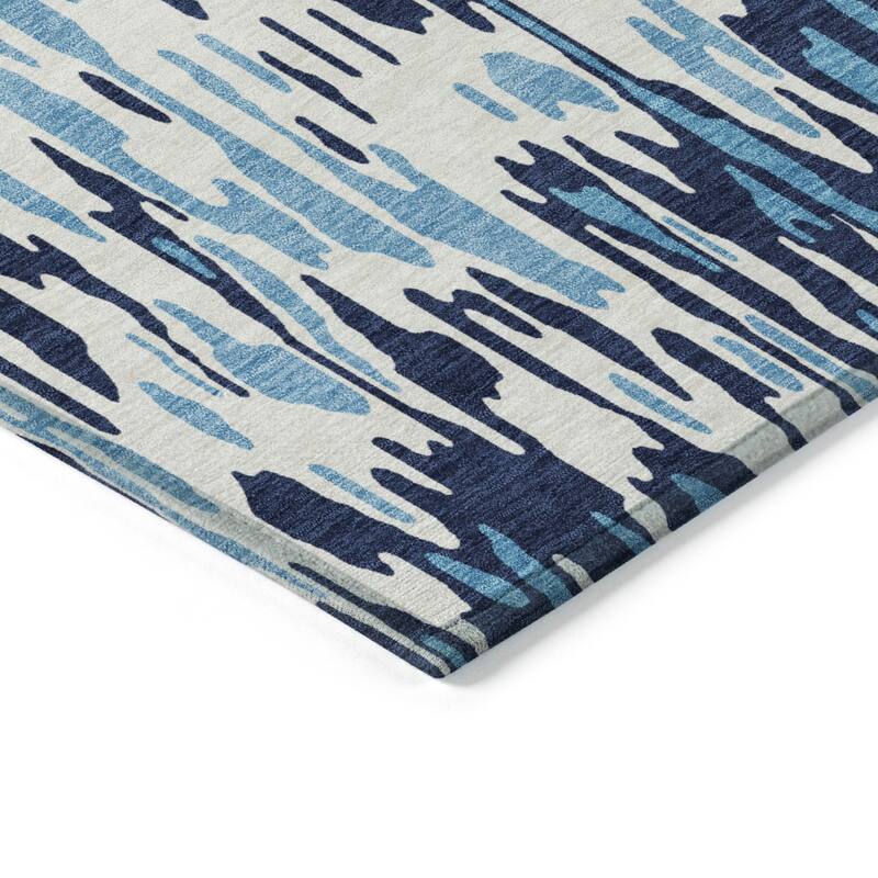 Machine Washable Indoor/ Outdoor Modern Watercolor Chantille Rug