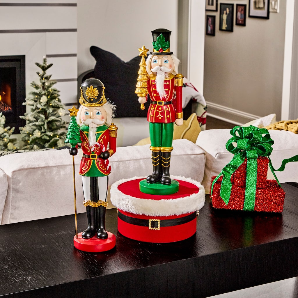 15" Resin Royal Nutcracker Set of 2