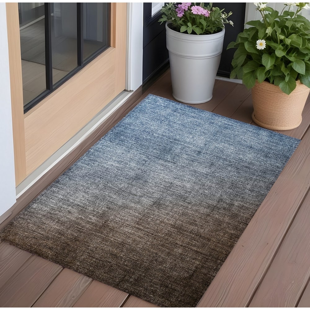 Allumi Ombre Weather Resistant Blended Style Round Outdoor Rug