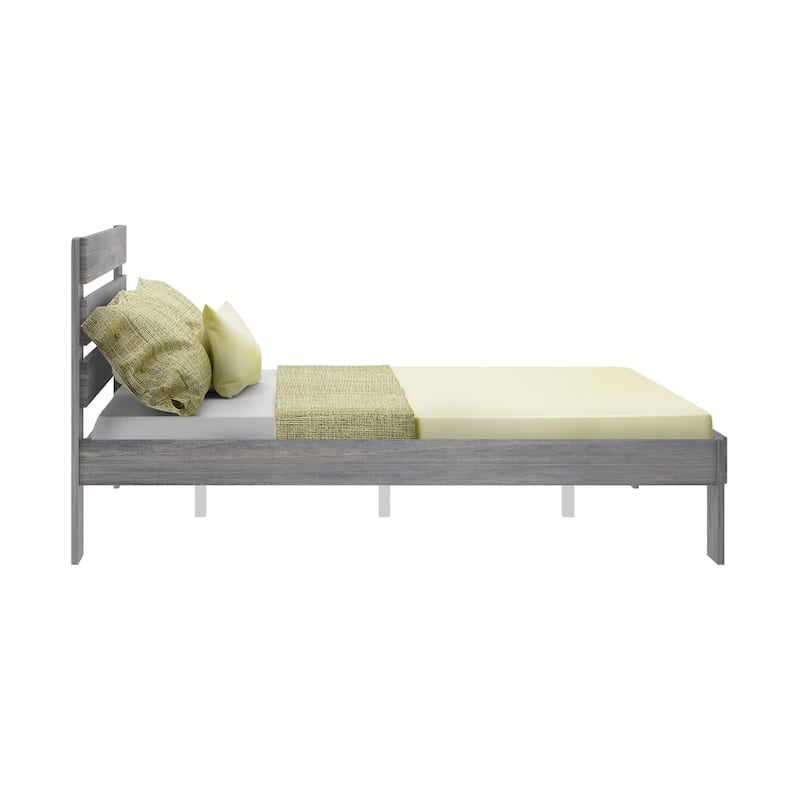 Max and Lily Farmhouse Queen Bed with Plank Headboard