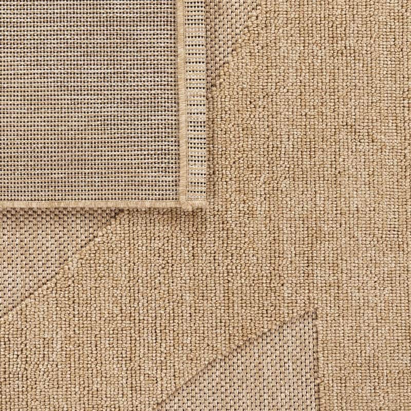 Abstract Indoor- & Outdoor Rug with Modern Geometric Pattern in Beige