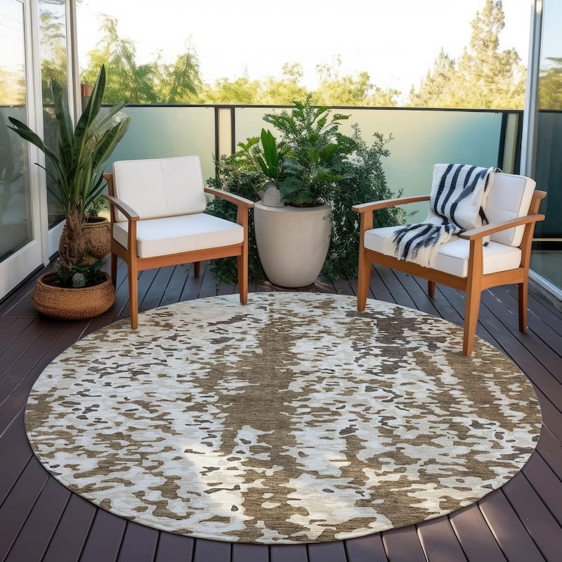 Machine Washable Indoor/ Outdoor Abstract Chantille Rug - Brown - 8' x 8'