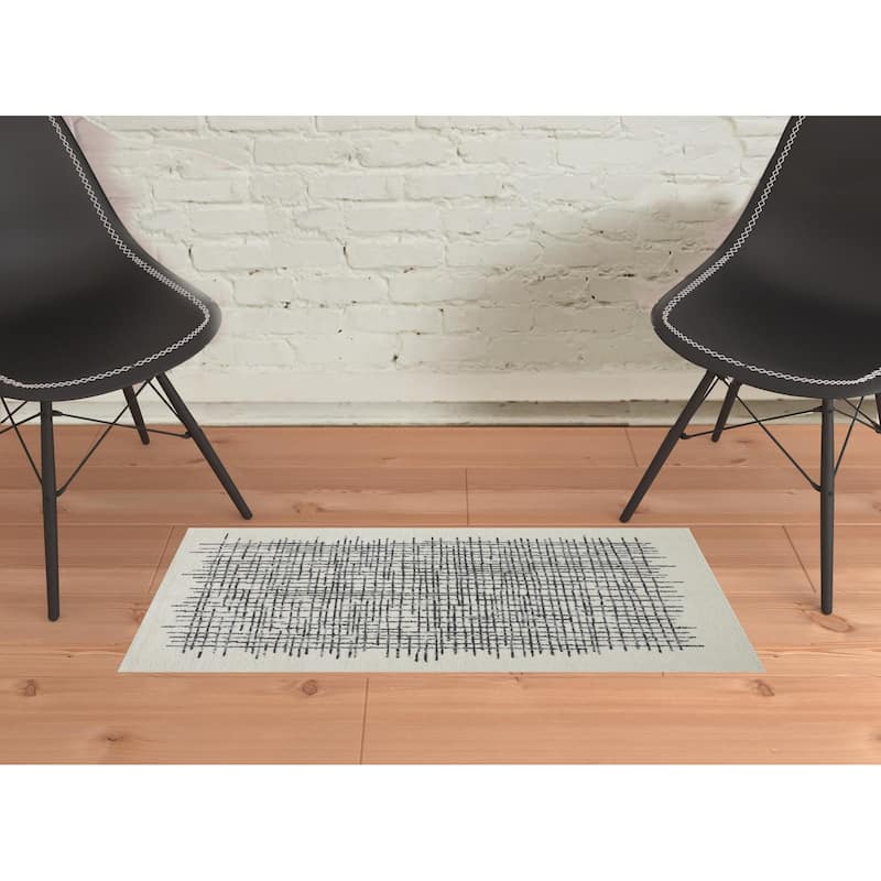 Sixu Stain Resistant Area Rug By HomeRoots - 2' x 3'