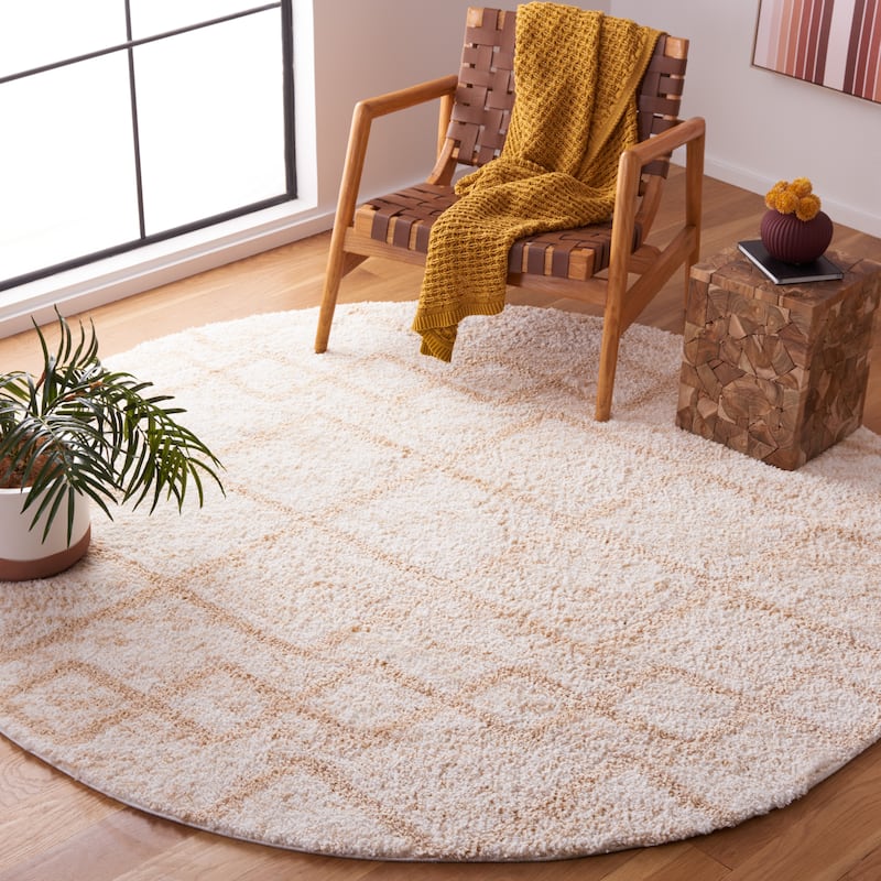SAFAVIEH Berber Shag Katrien Moroccan Boho 1.25-inch Rug - 7' Round - Ivory/Beige