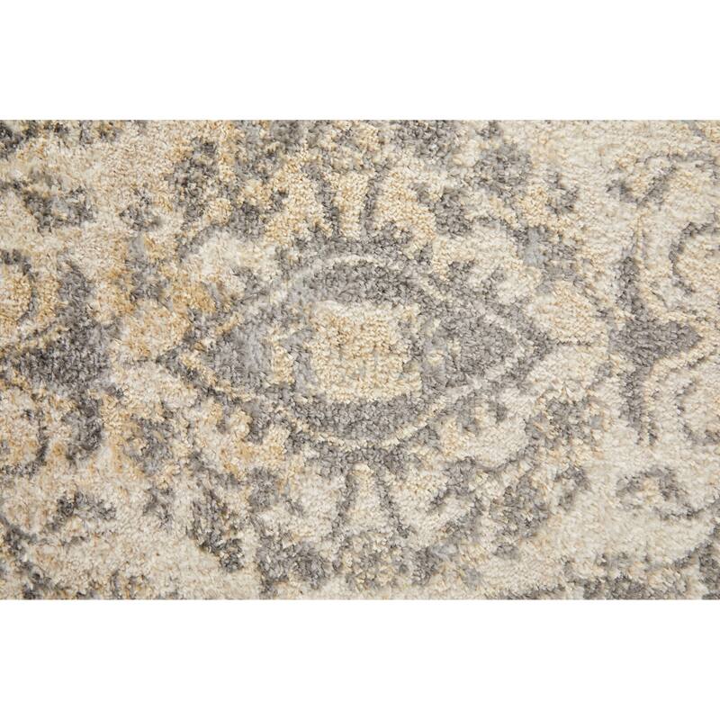 Wyllah Traditional Floral/Botanical Area Rug
