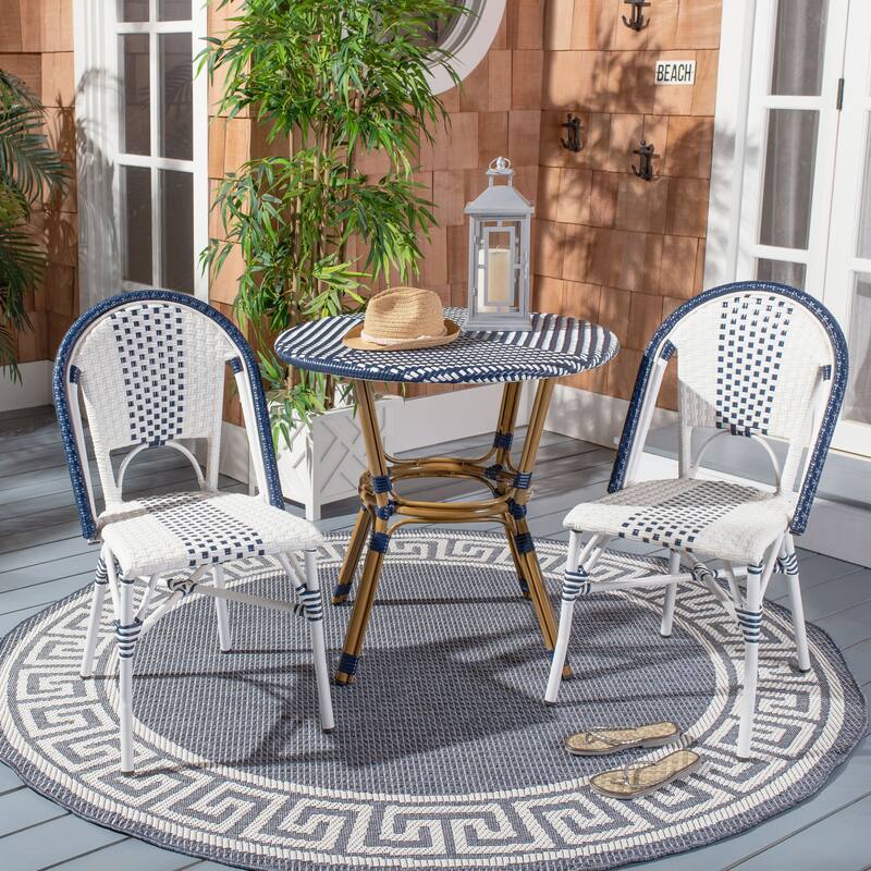 SAFAVIEH Outdoor Kiarra Chair - Navy / White (Set of 2) - 18Wx22Dx35H