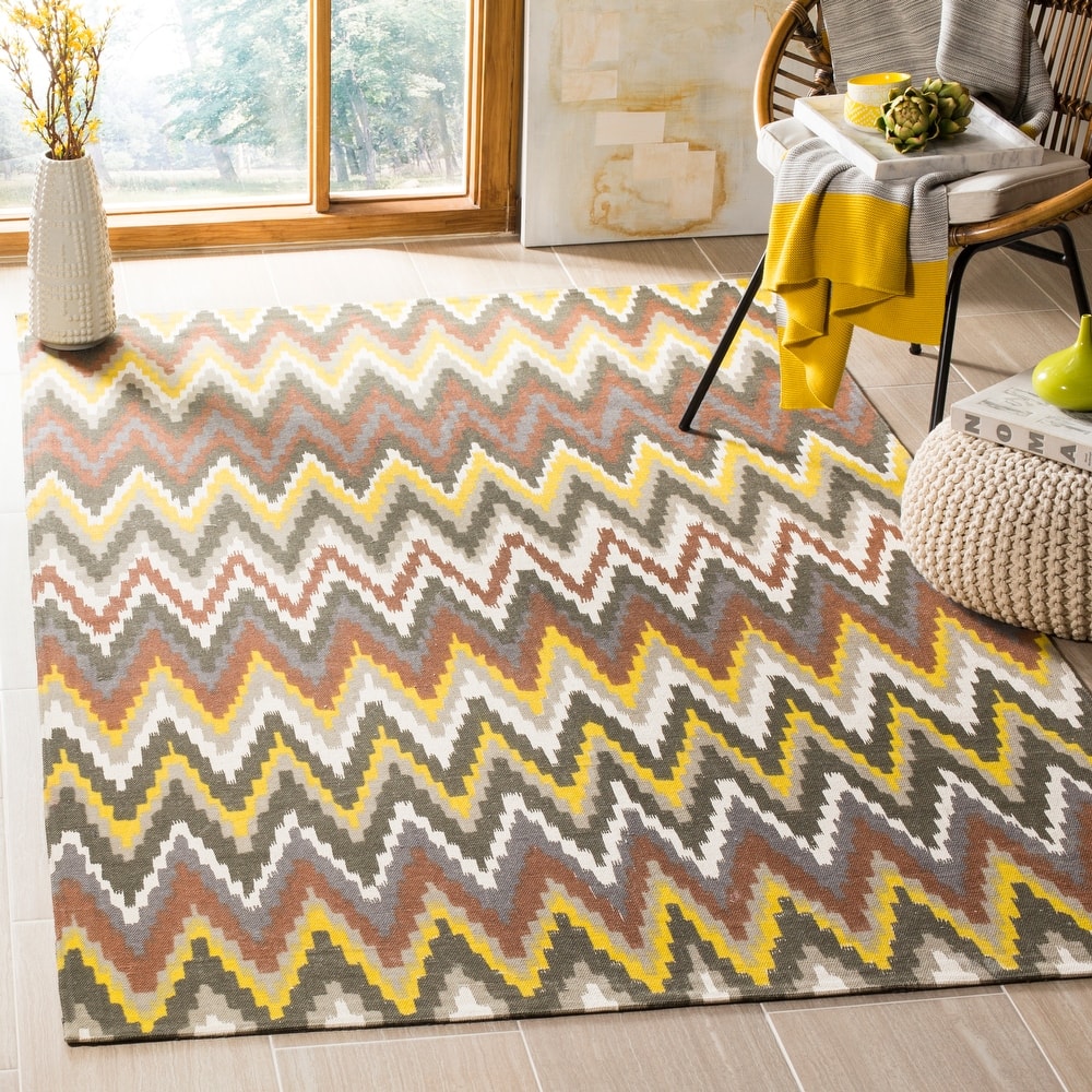 SAFAVIEH Handmade Cedar Brook Sterina Modern Cotton Rug
