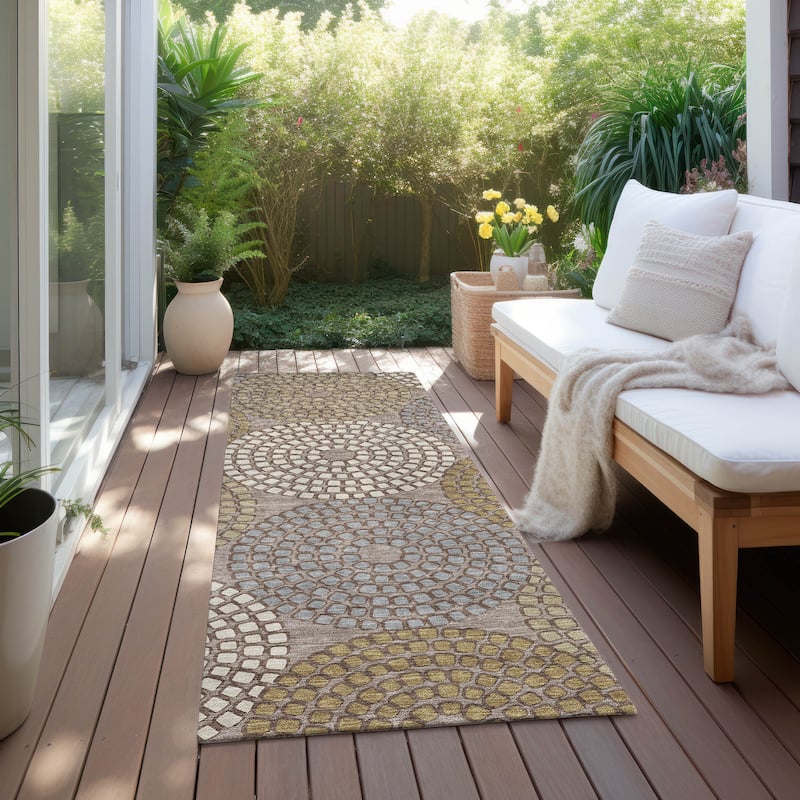 Machine Washable Indoor/ Outdoor Chantille Contemporary Geo Rug - Taupe - 2'3" x 7'6"
