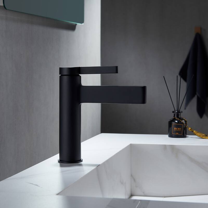 Vinnova Oviedo Single Hole Lever Vessel Bathroom Faucet