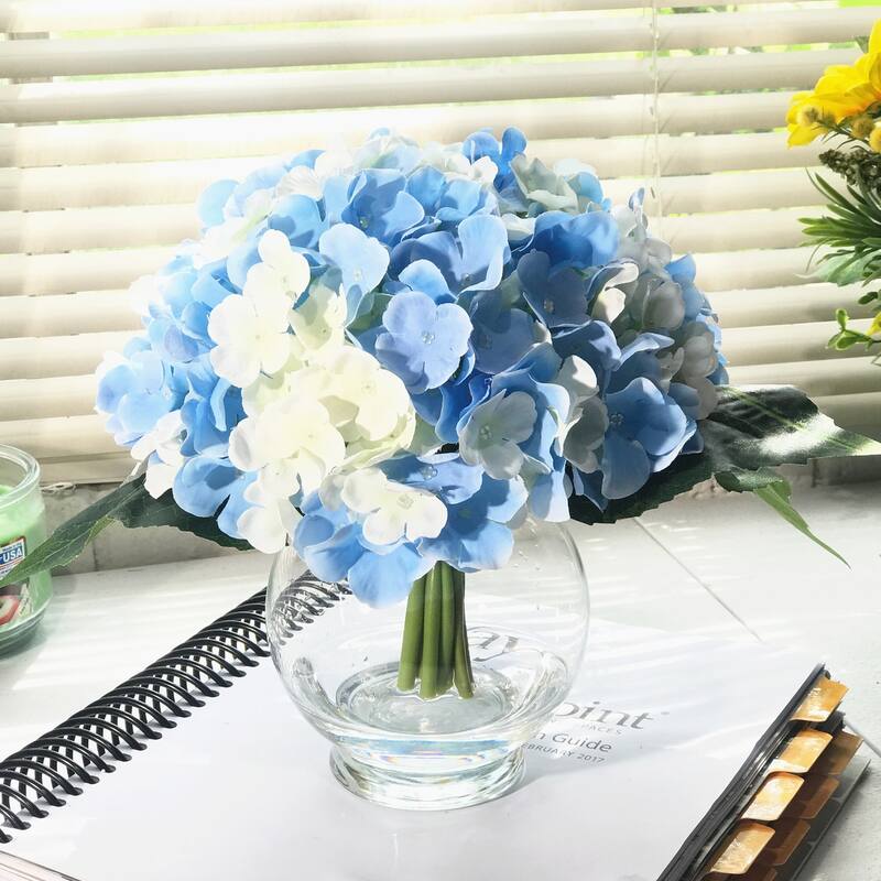 Enova Home 10 Stems Blue and Cream Artificial Silk Hydrangea Fake Flowers in Round Clear Glass Vase with Faux Water - Blue Cream