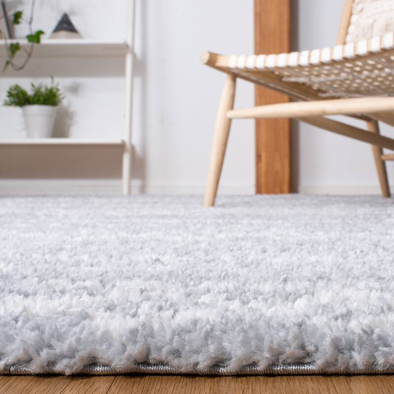SAFAVIEH Parma Shag Novella Rug