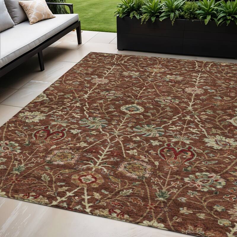 HomeRoots Floral Transitional Rectangle Outdoor Rug - 5' X 8'