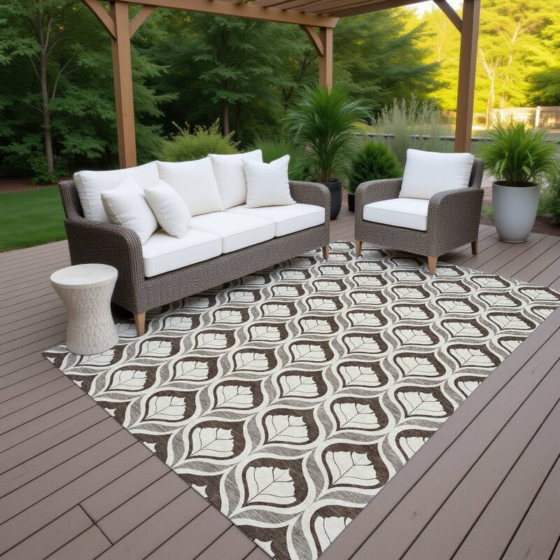 Machine Washable Indoor/ Outdoor Modern Trellis Chantille Rug