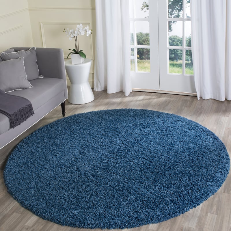 SAFAVIEH Laguna Shag Verdiana Solid Color 2-inch Thick Rug.