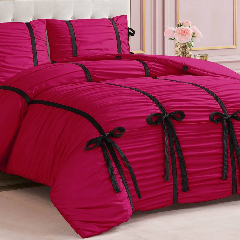 Juicy Couture Amelie Bows Ruched Comforter Sets