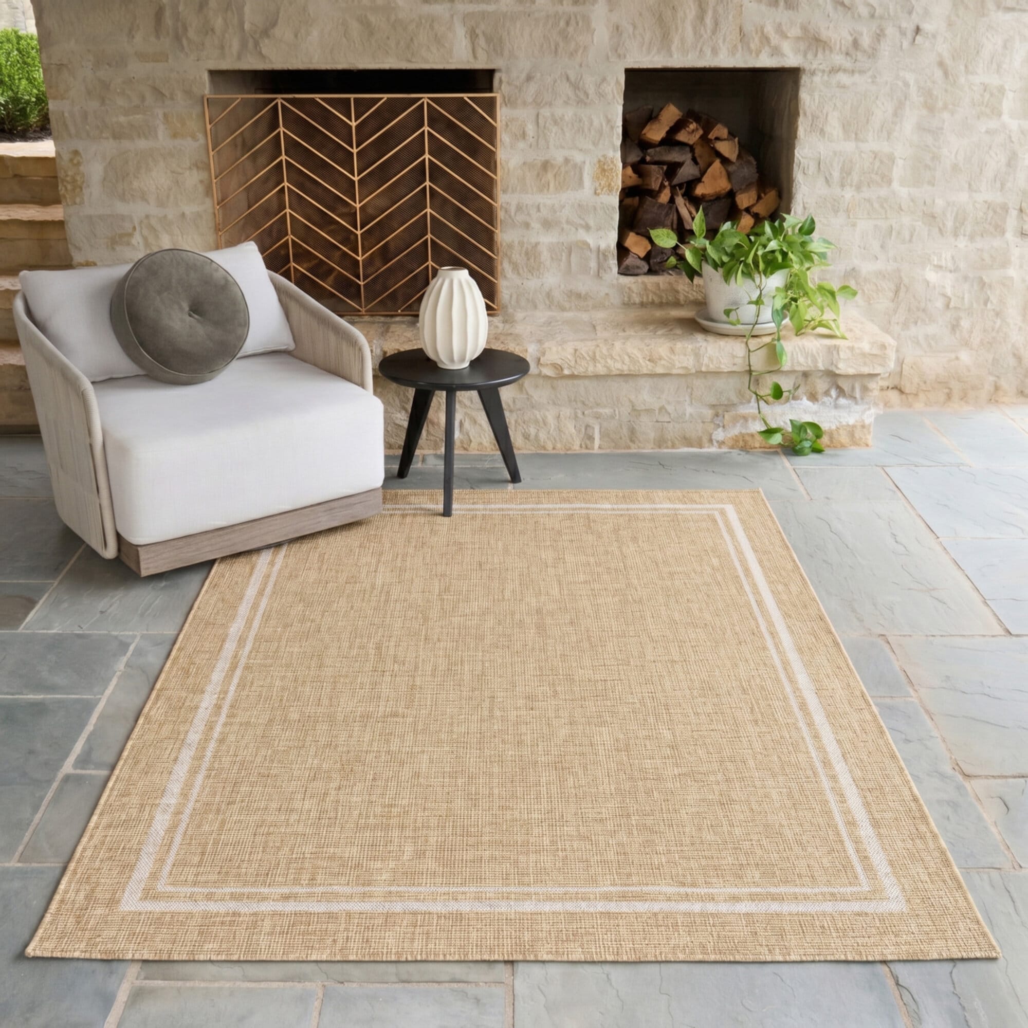 Balta Rugs Proust Solid Border Indoor/Outdoor Area Rug
