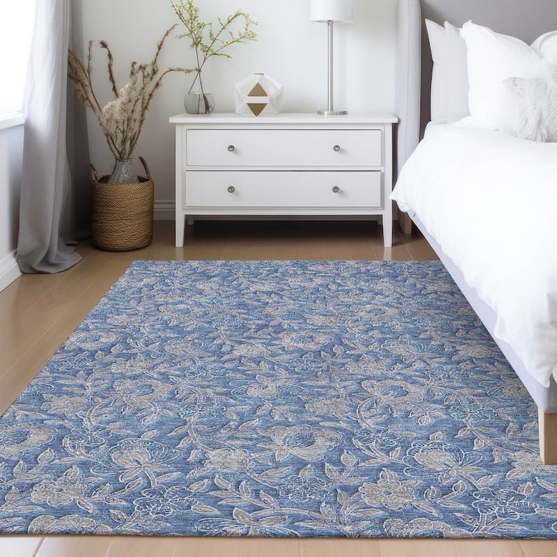 Machine Washable Indoor/ Outdoor Chantille Floral Rug