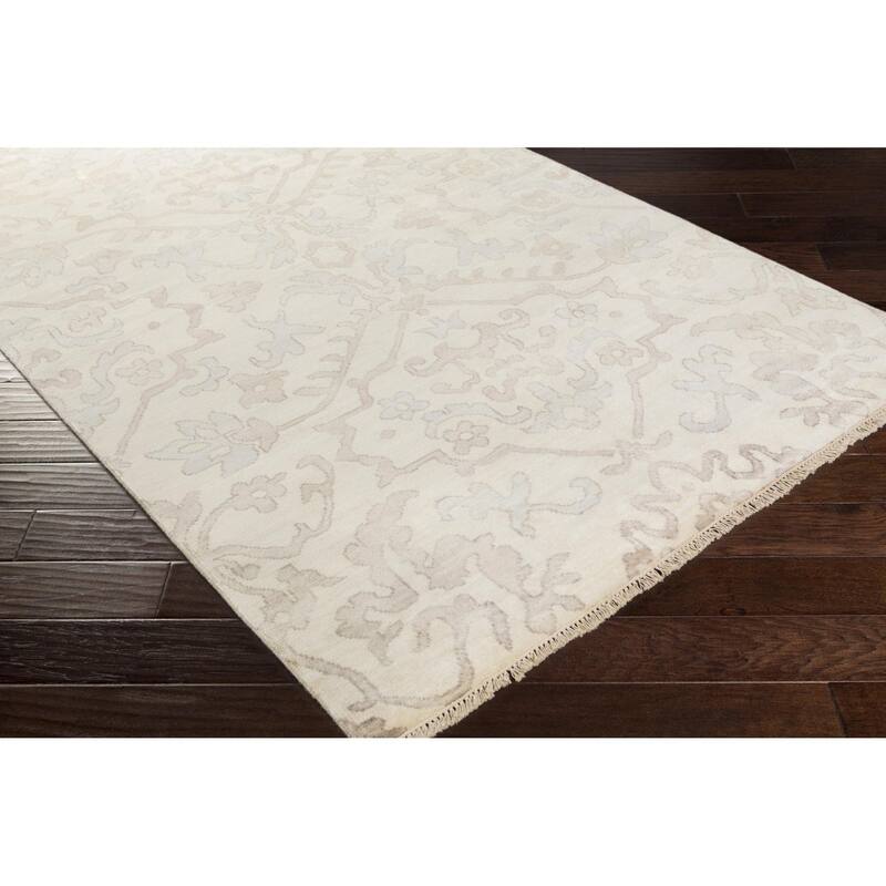 Hand-Knotted Keswick Floral New Zealand Wool Area Rug