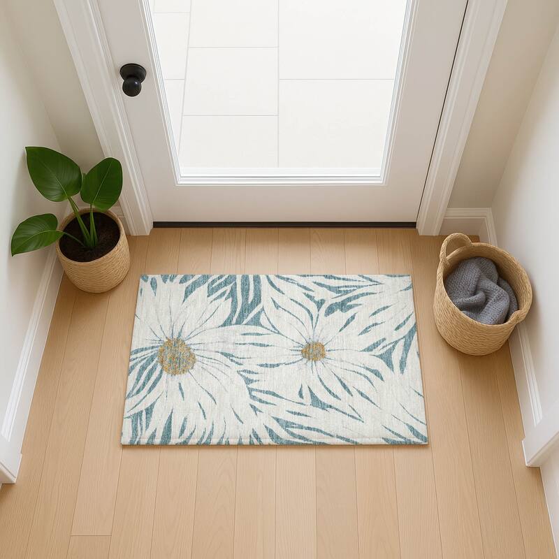 Machine Washable Indoor/ Outdoor Floral Chantille Rug
