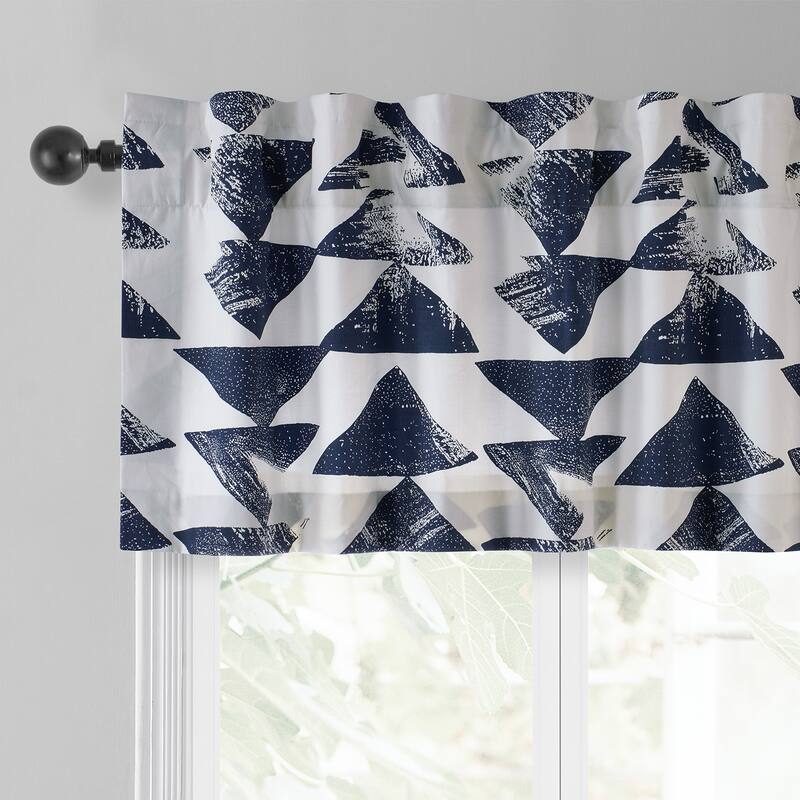 Exclusive Fabrics Triad Printed Cotton Window Valance - 50 X 19