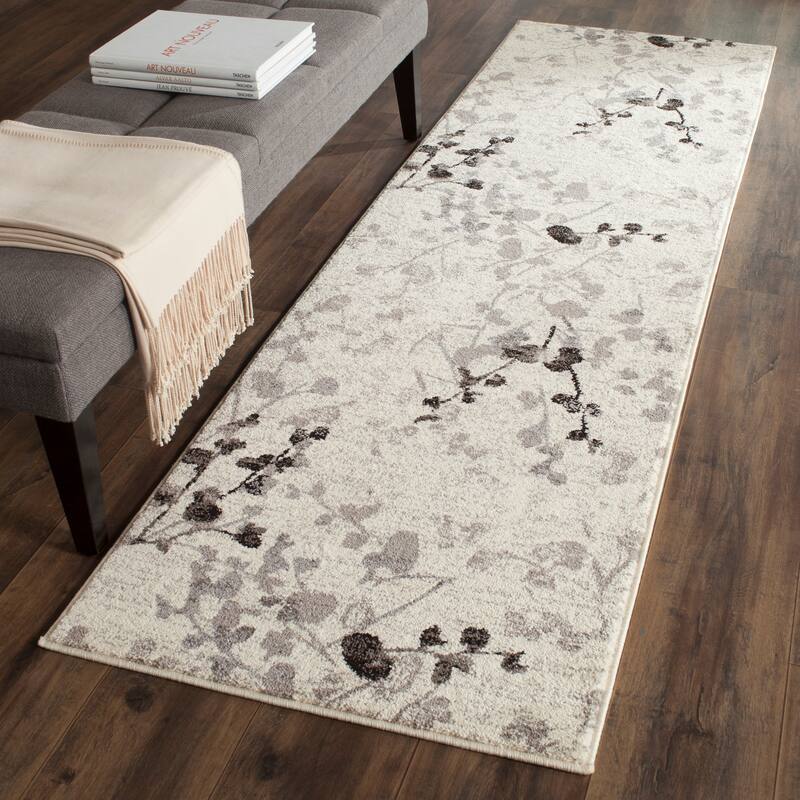 SAFAVIEH Evoke Kirsten Distressed Vintage Boho Rug