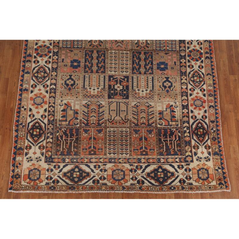 Bakhtiari Persian Vintage Rug Handmade Geometric Wool Carpet - 7'1"x 10'2"