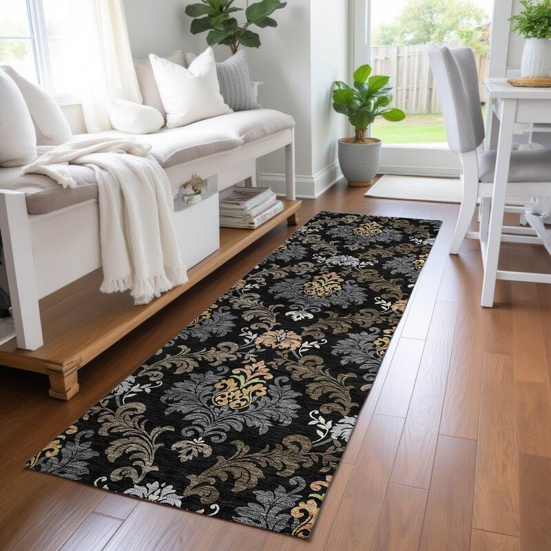 Machine Washable Indoor/ Outdoor Damask Patna Chantille Rug